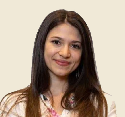 Retrato de Denise Dujmic, miembro del equipo de Smartmon.